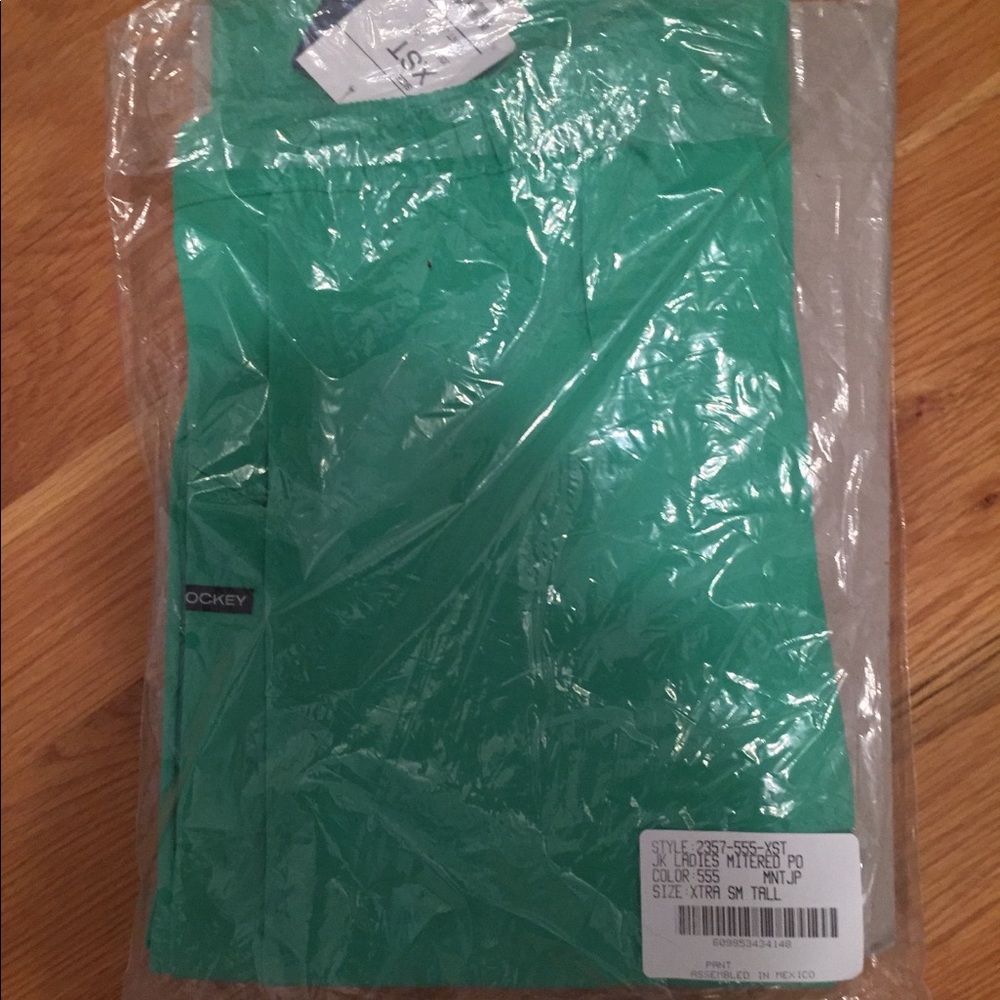NEVER OPENED SCRUB PANTS